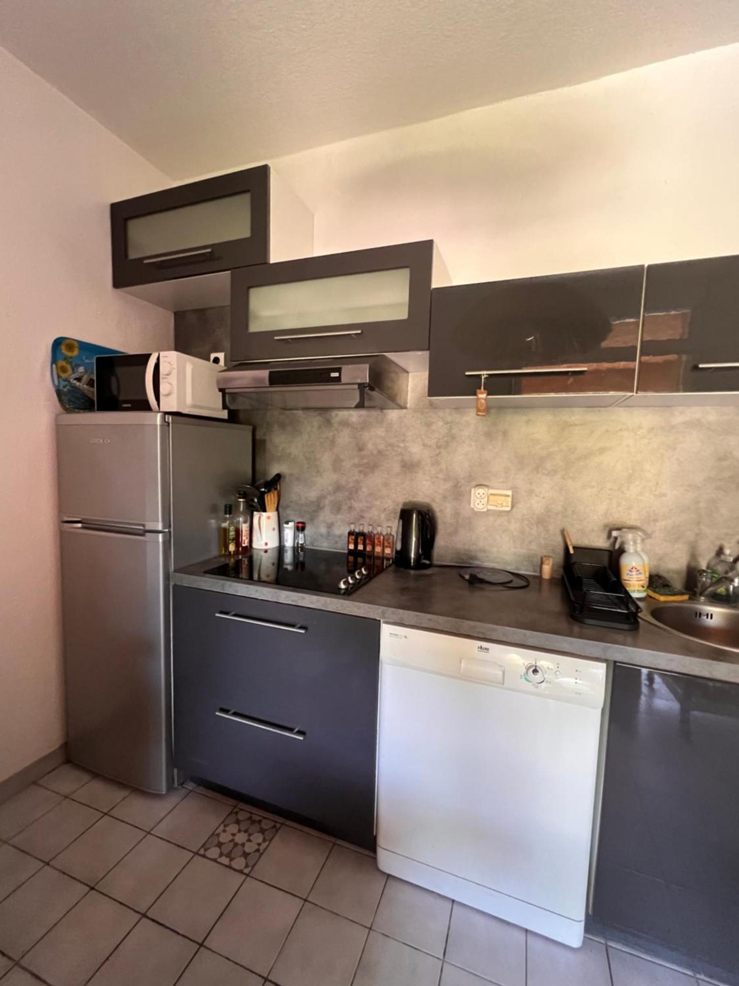 La Bergerie Apartment Hyeres Exterior photo
